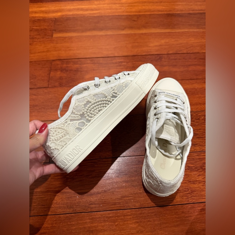 Christian Dior Walk’N’Dior Macrame Ivory Embroidery Sneaker Sz. 36 - Picture 5 of 11